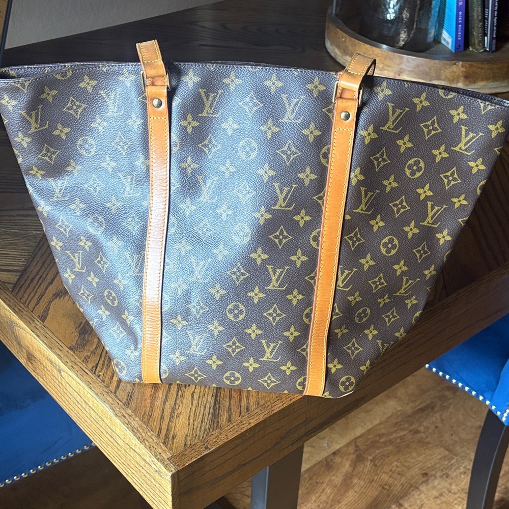 Louis Vuitton Monogram Sac Bag